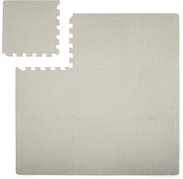 Vaaleanharmaa vaahtomuovileikkimatto